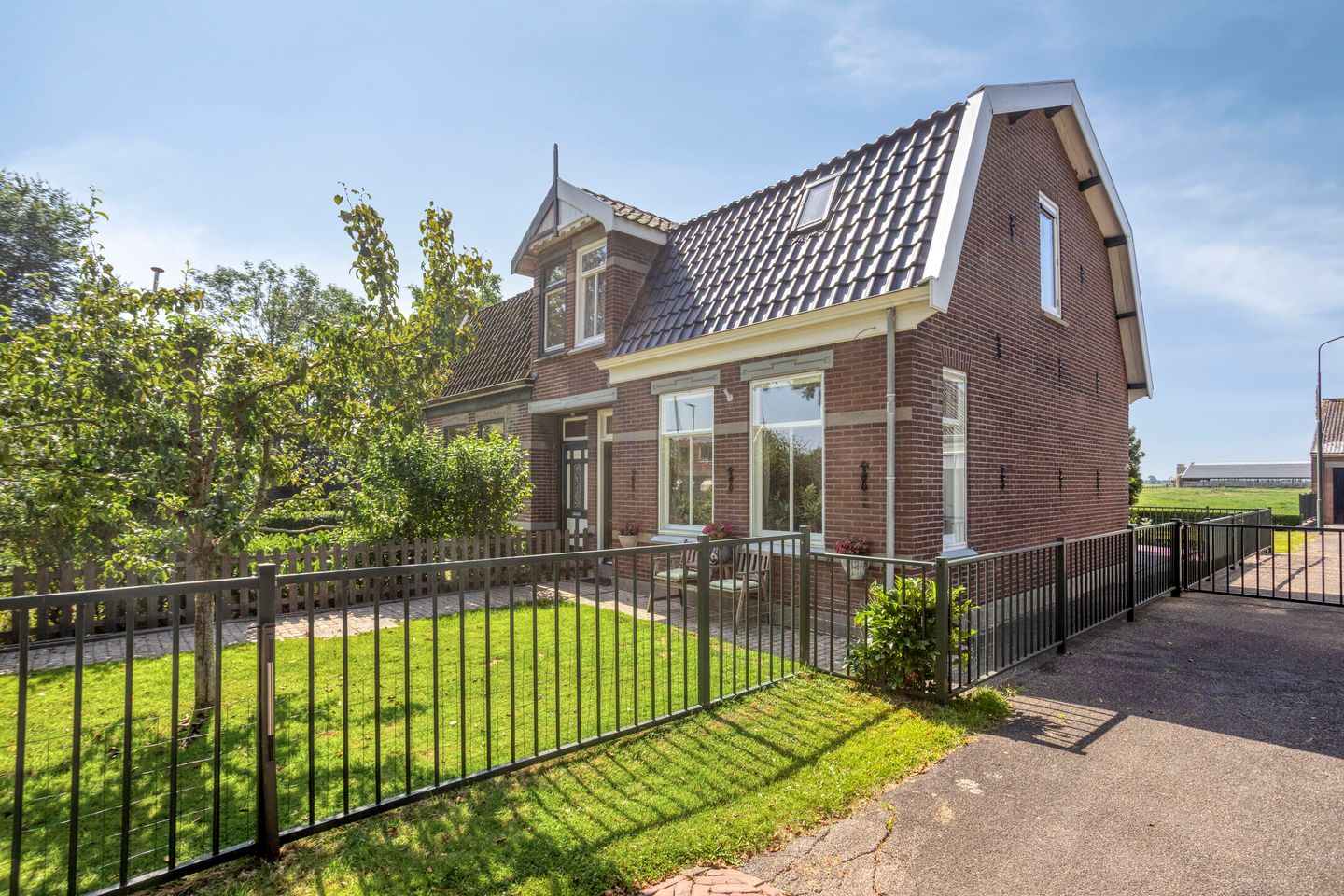 Foto 44 van Oosthuizerweg 39