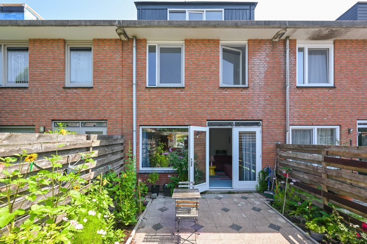 Tussenwoning te koop: Blauwdasstraat 38, Amsterdam