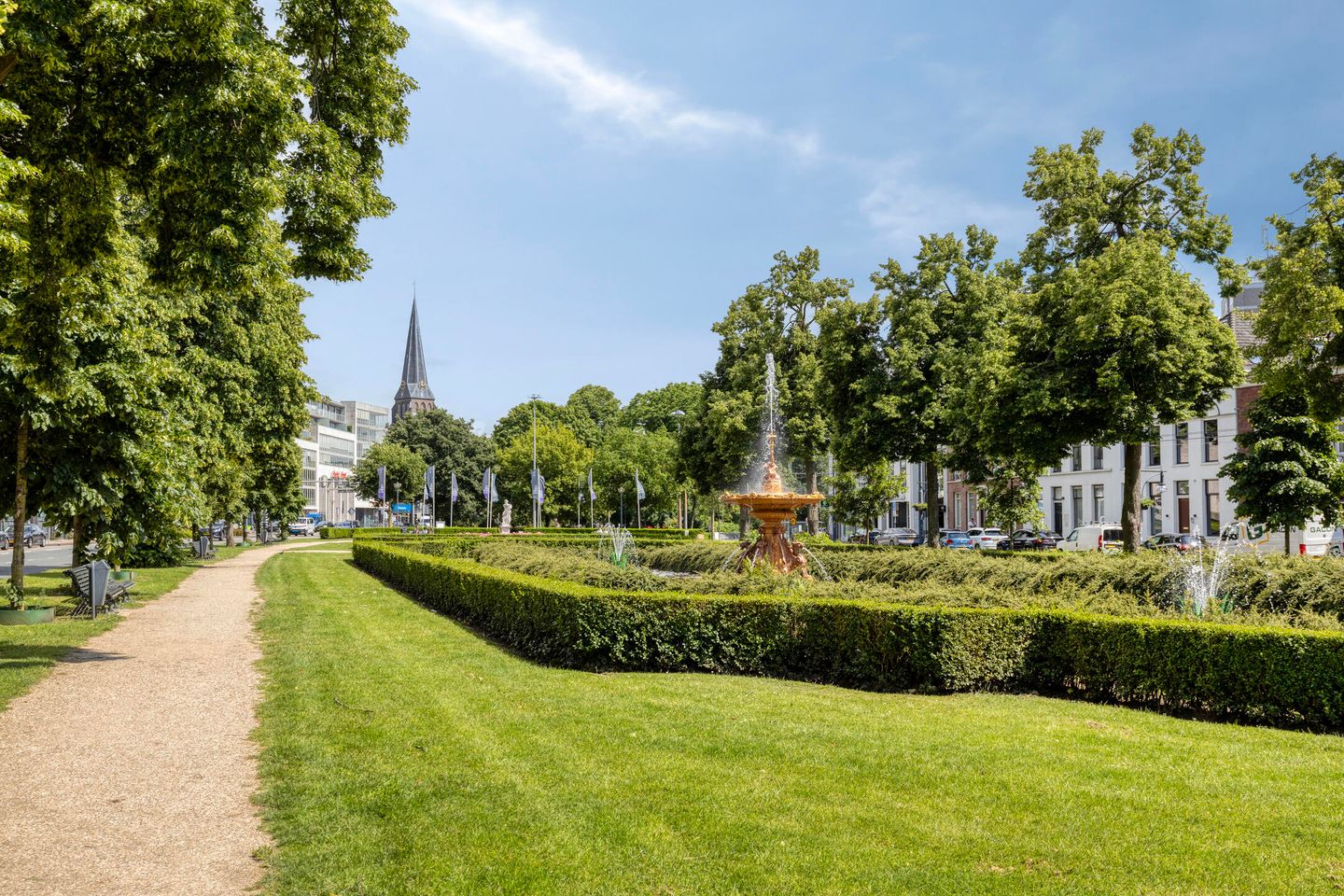 Foto 44 van Jansbuitensingel 23-21