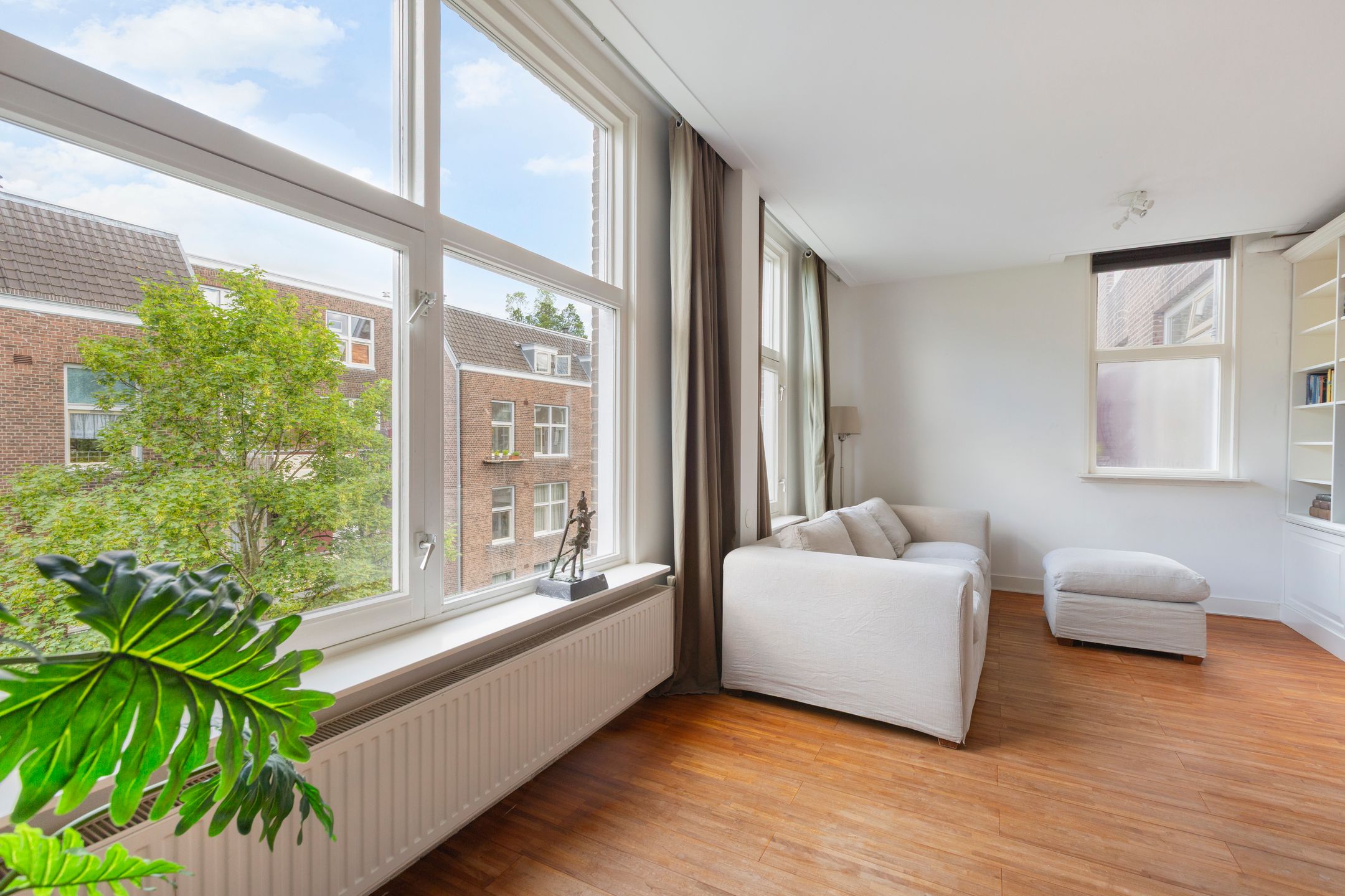 Photo 12 of Madurastraat 65-D