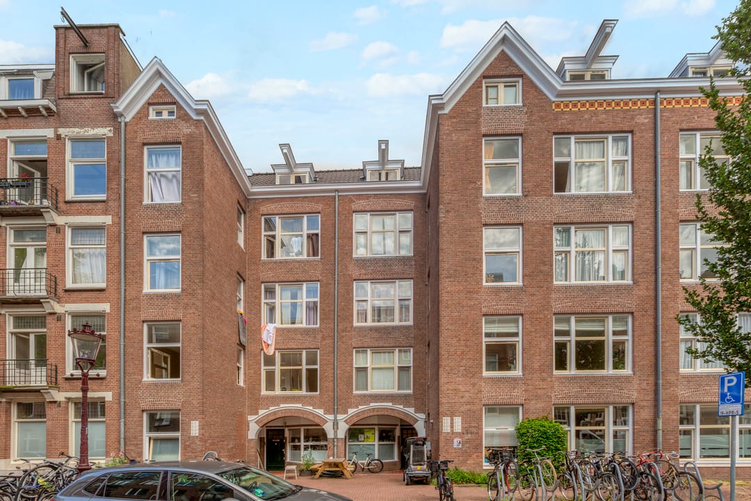 Photo 7 of Madurastraat 65-D