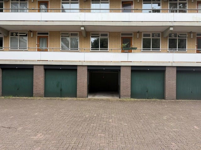 Foto 2 van Graaf Wichmanlaan 13-AA1