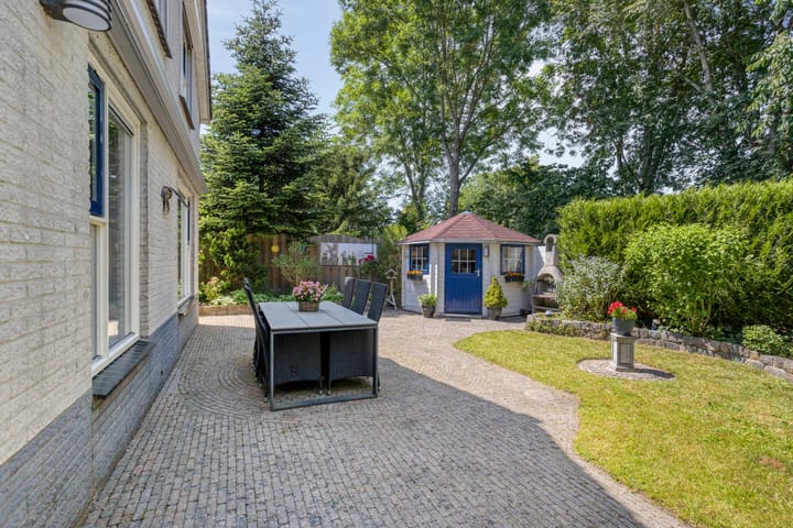 Vrijstaande woning te koop: Reaal 159, Hoorn
