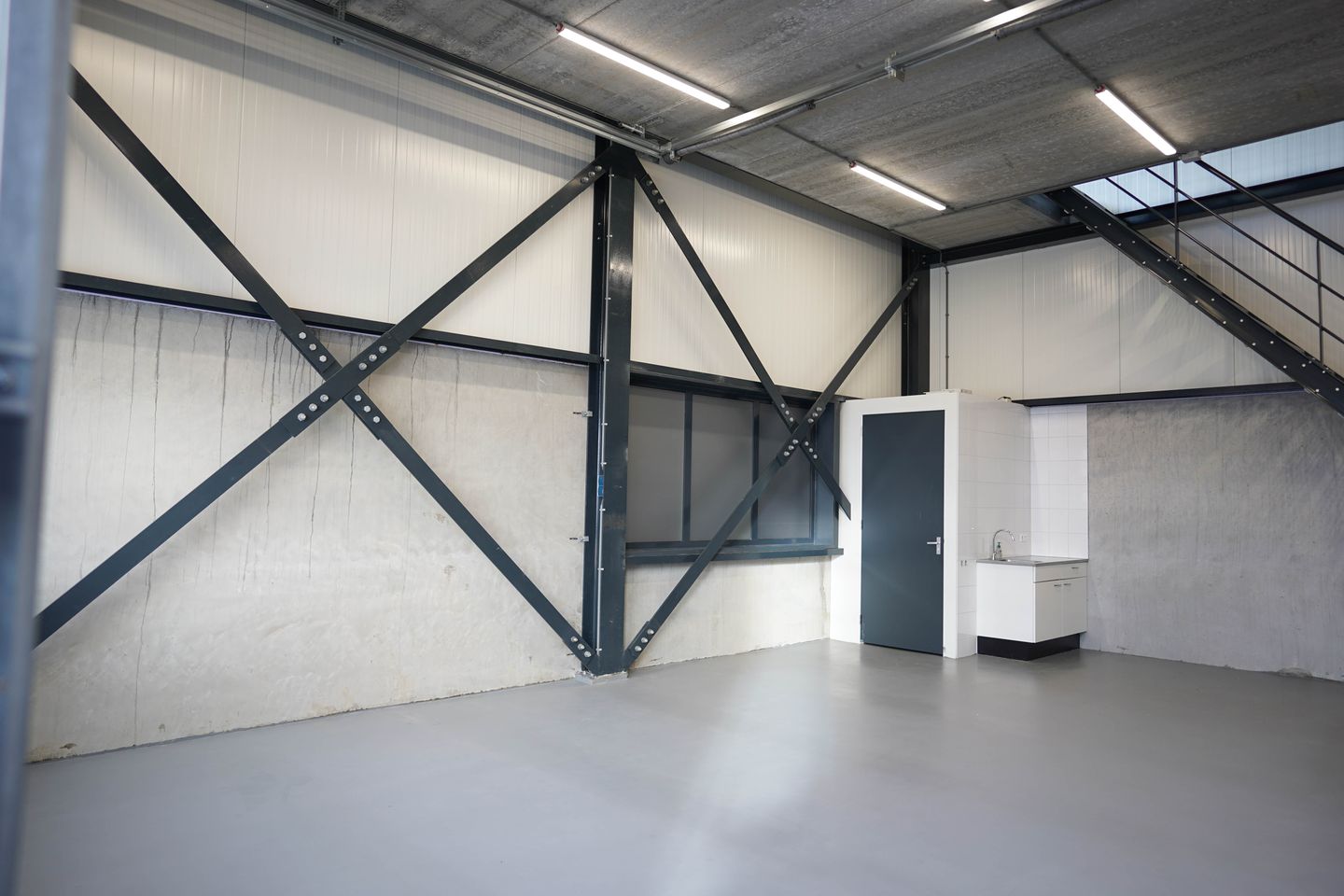 View photo 3 of Brandweerstraat 85