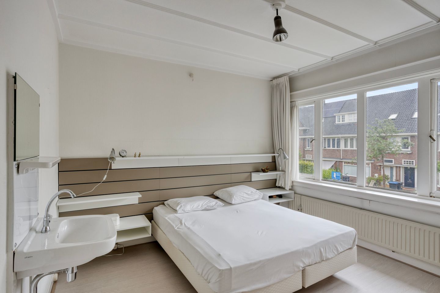 Photo 14 of Megenstraat 13