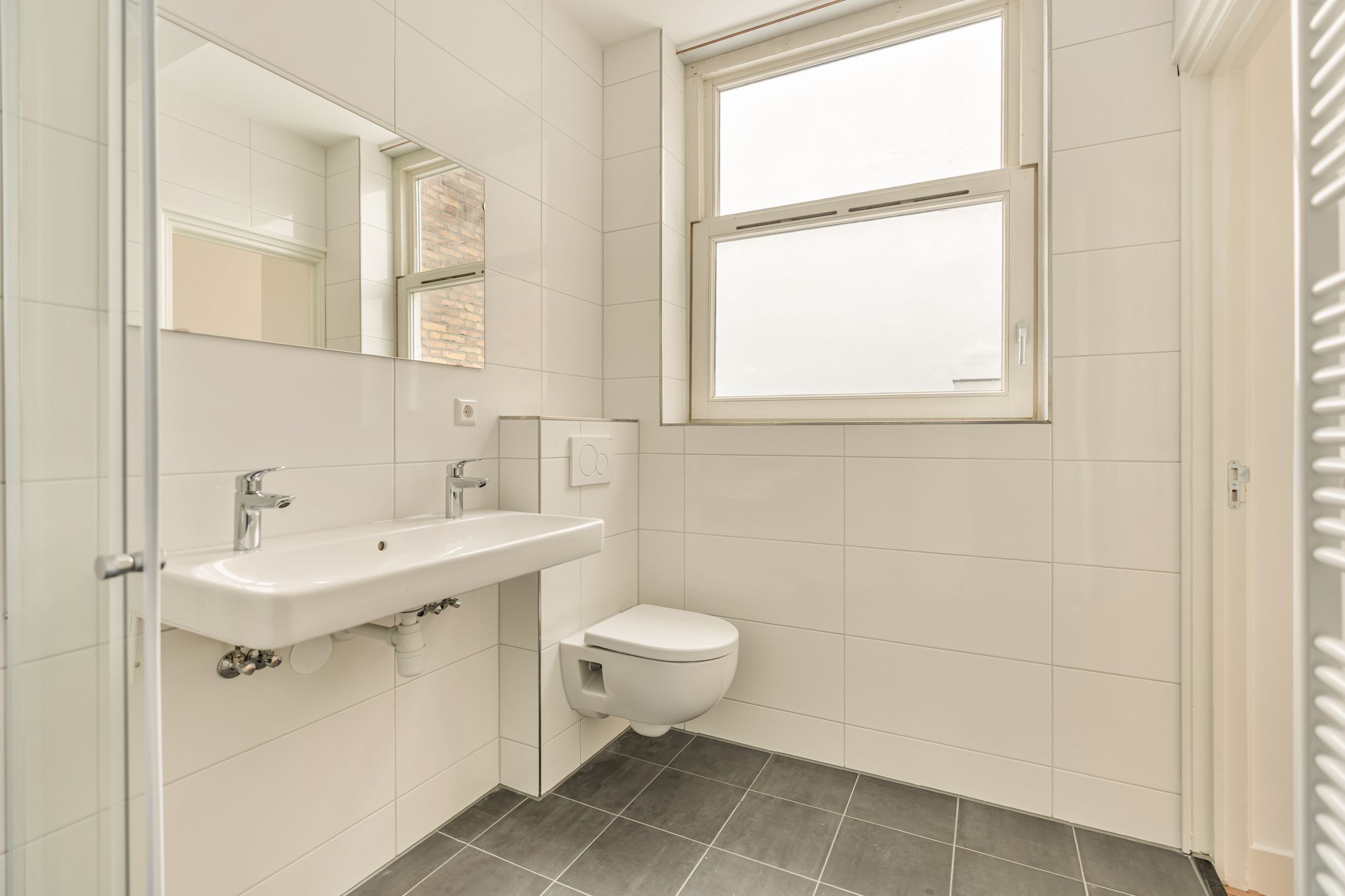 Photo 33 of Van Spilbergenstraat 108-3