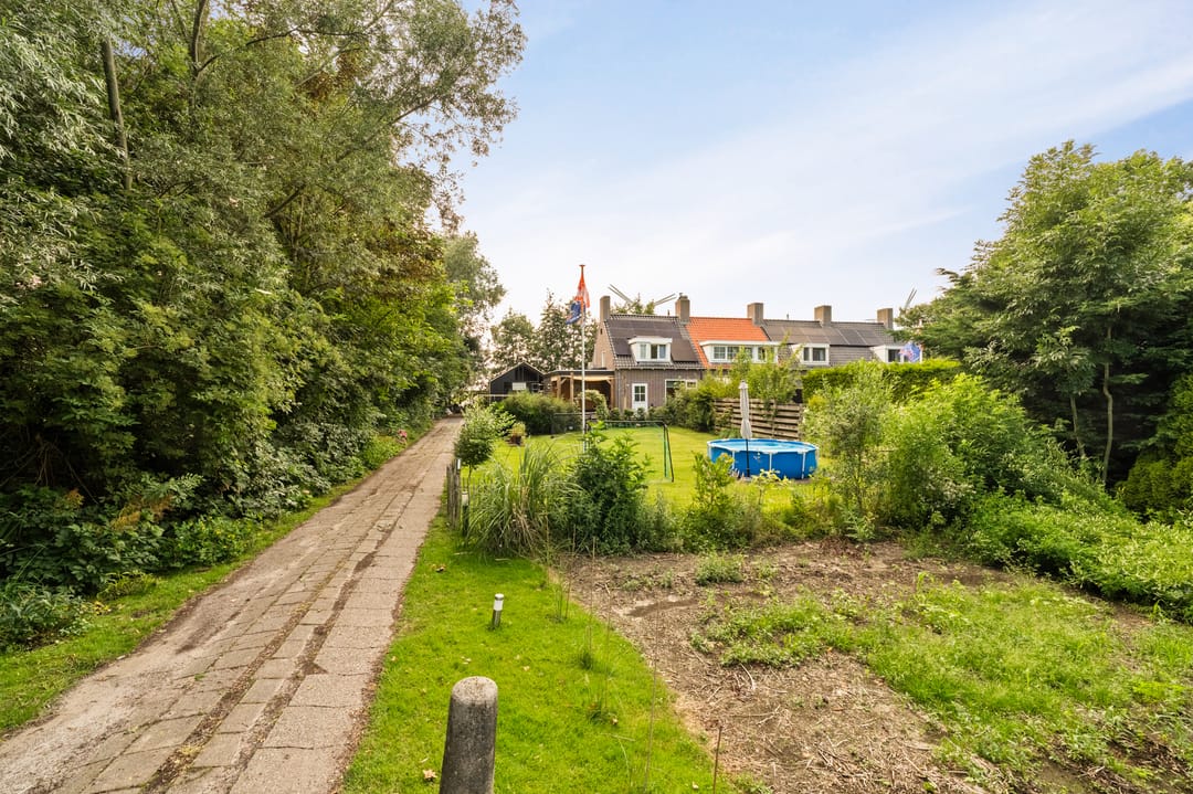 Photo 11 of Noordermeerweg 19-A