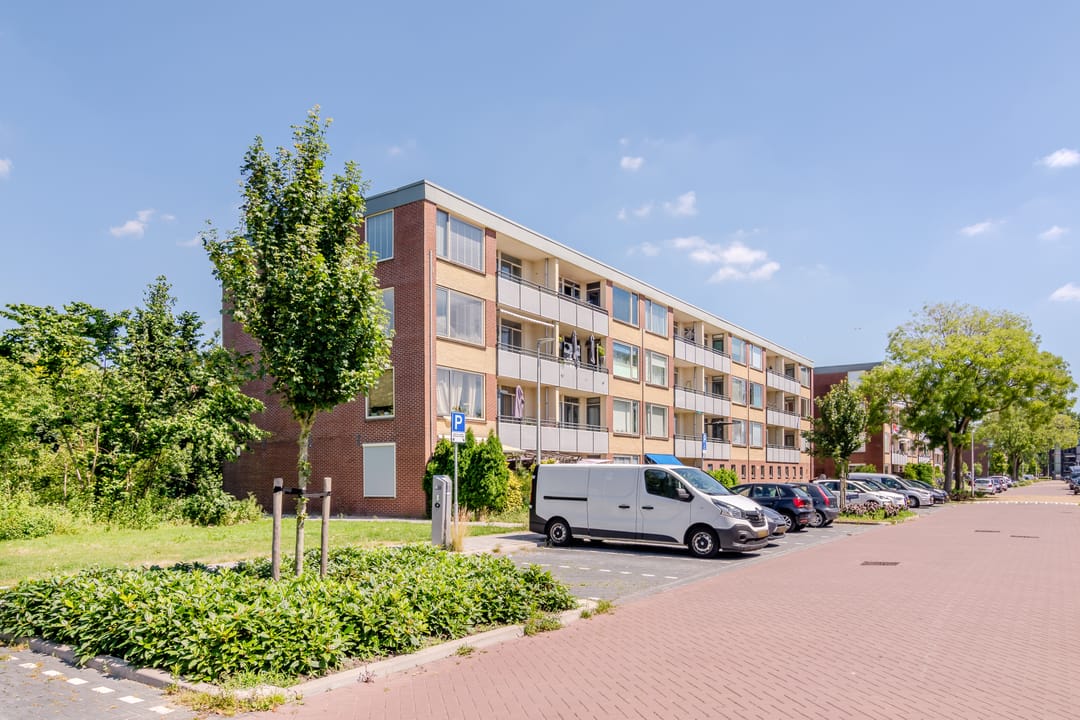 Photo 1 of Rivierenlaan 207