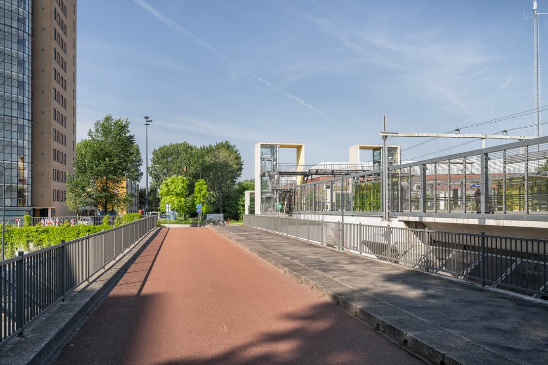 Photo 37 of Van Limburg Stirumstraat 213