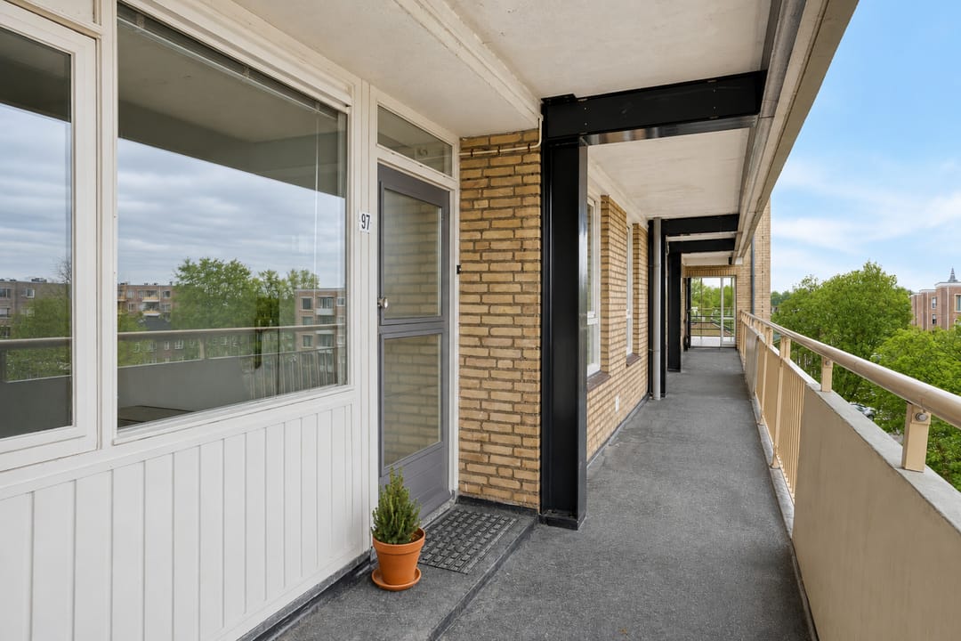 Photo 22 of Van Ruusbroecstraat 97