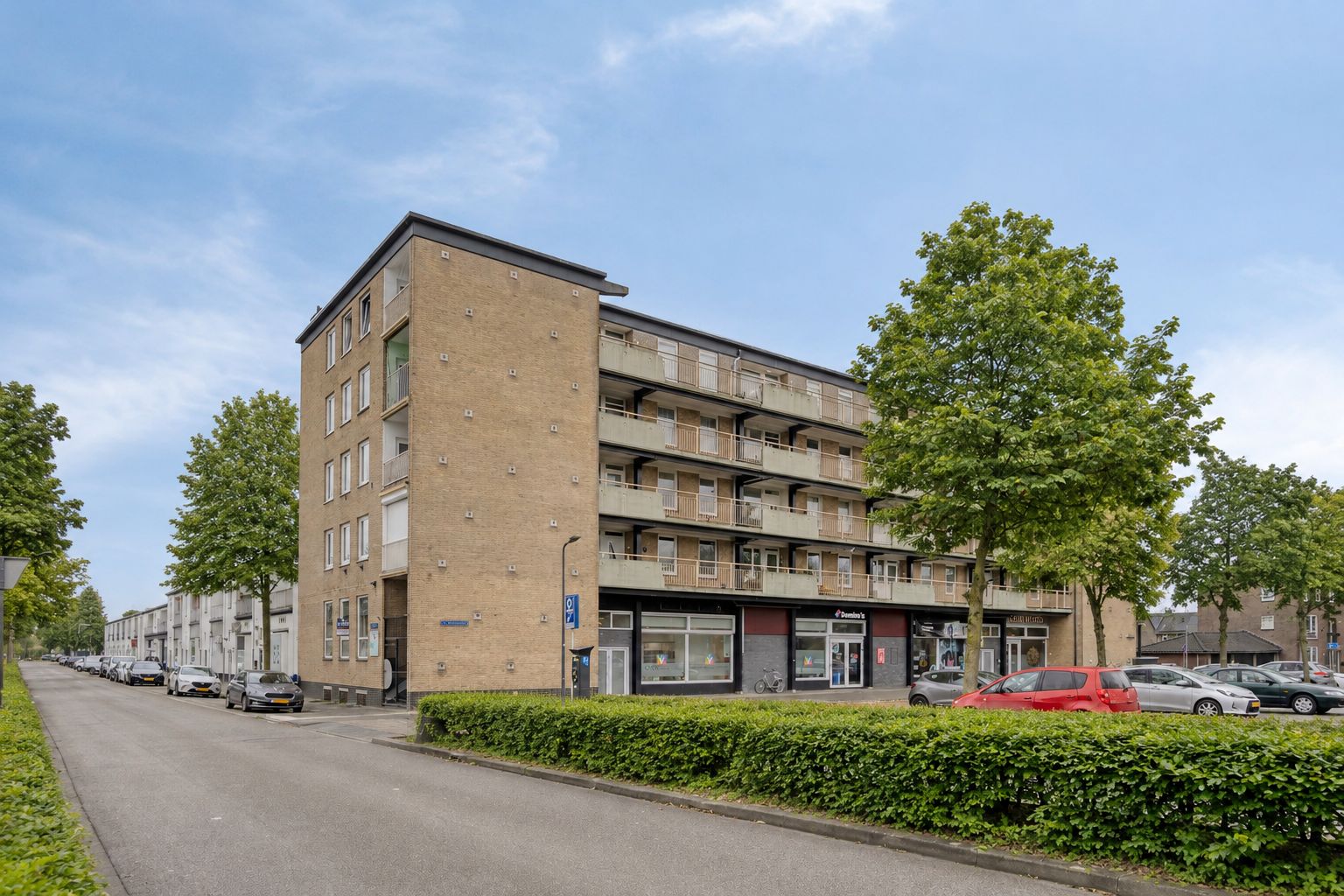 Photo 27 of Van Ruusbroecstraat 97