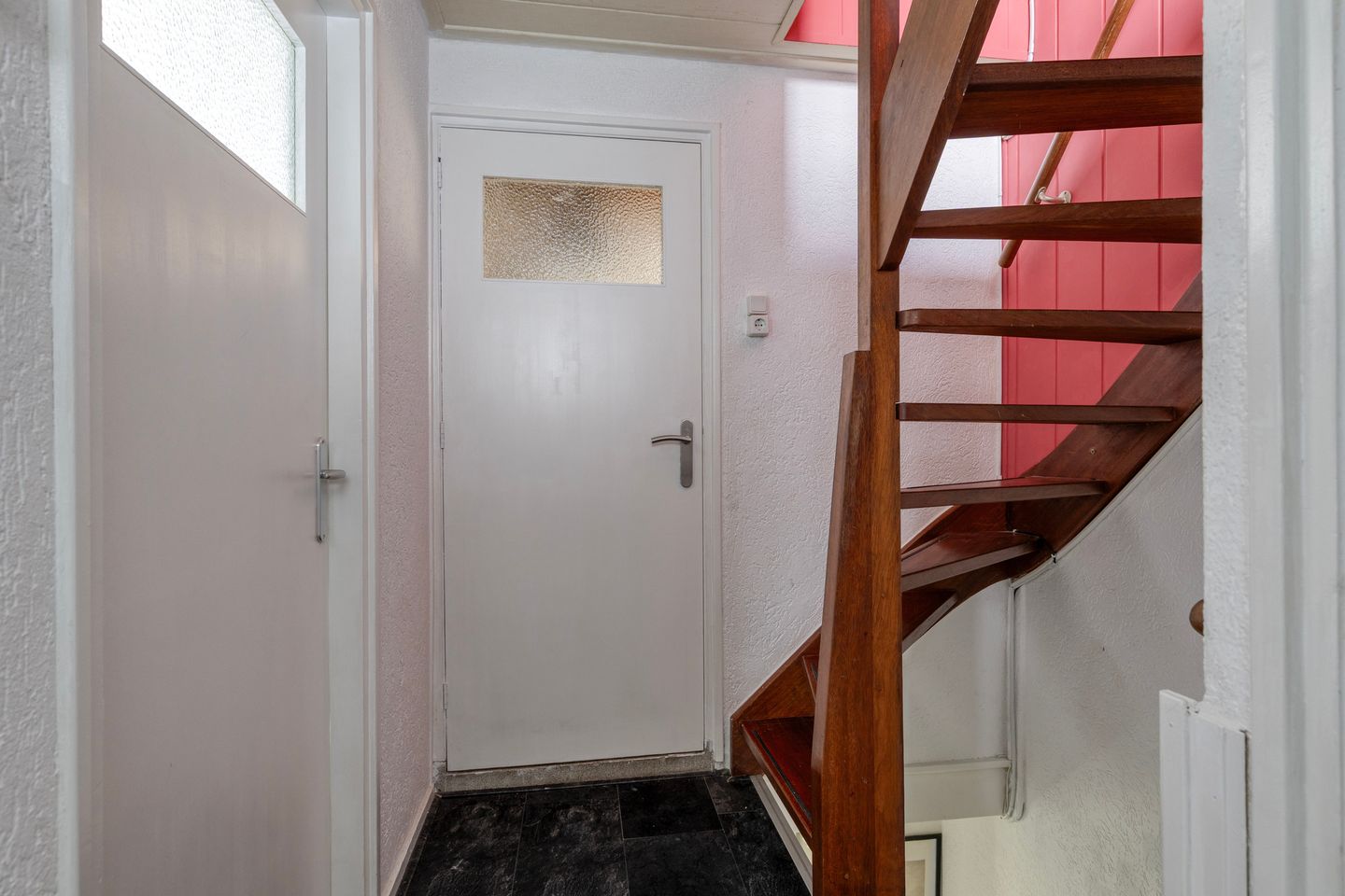 Photo 10 of Slauerhoffstraat 9