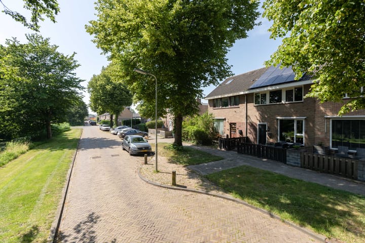 Foto 2 van Scherwolderhemstraat 22