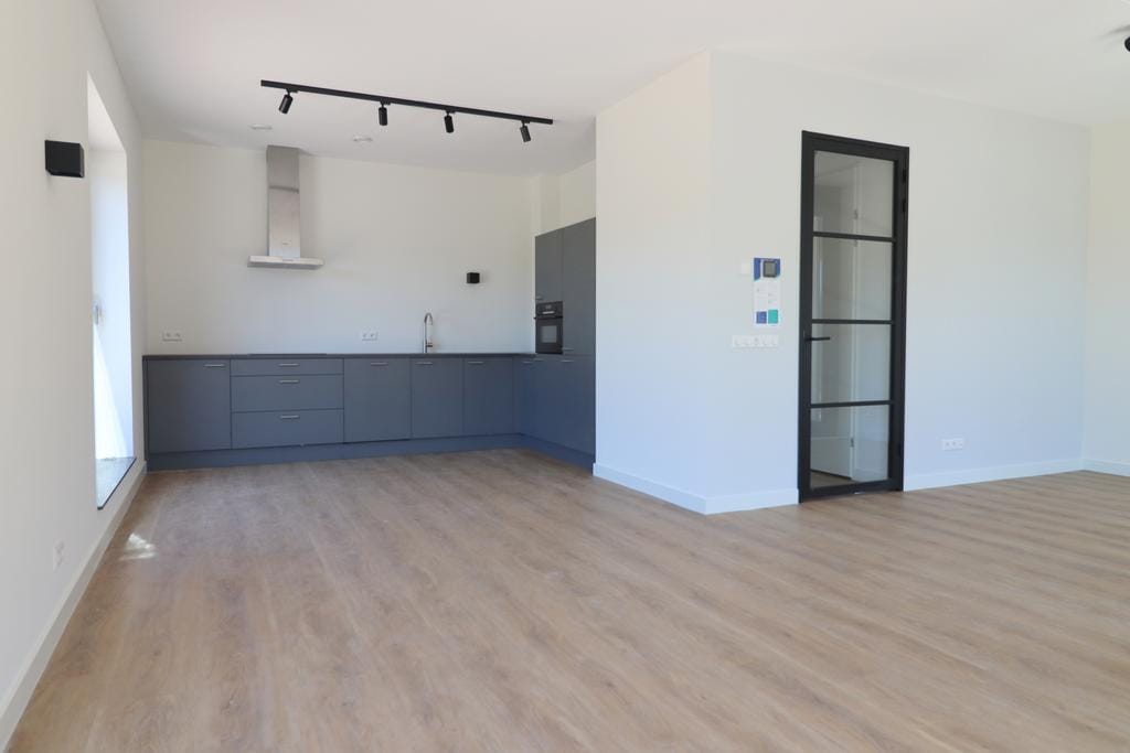 Photo 6 of Bromwissel 27