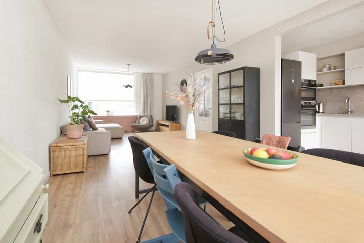 Photo 2 of Pascalstraat 54