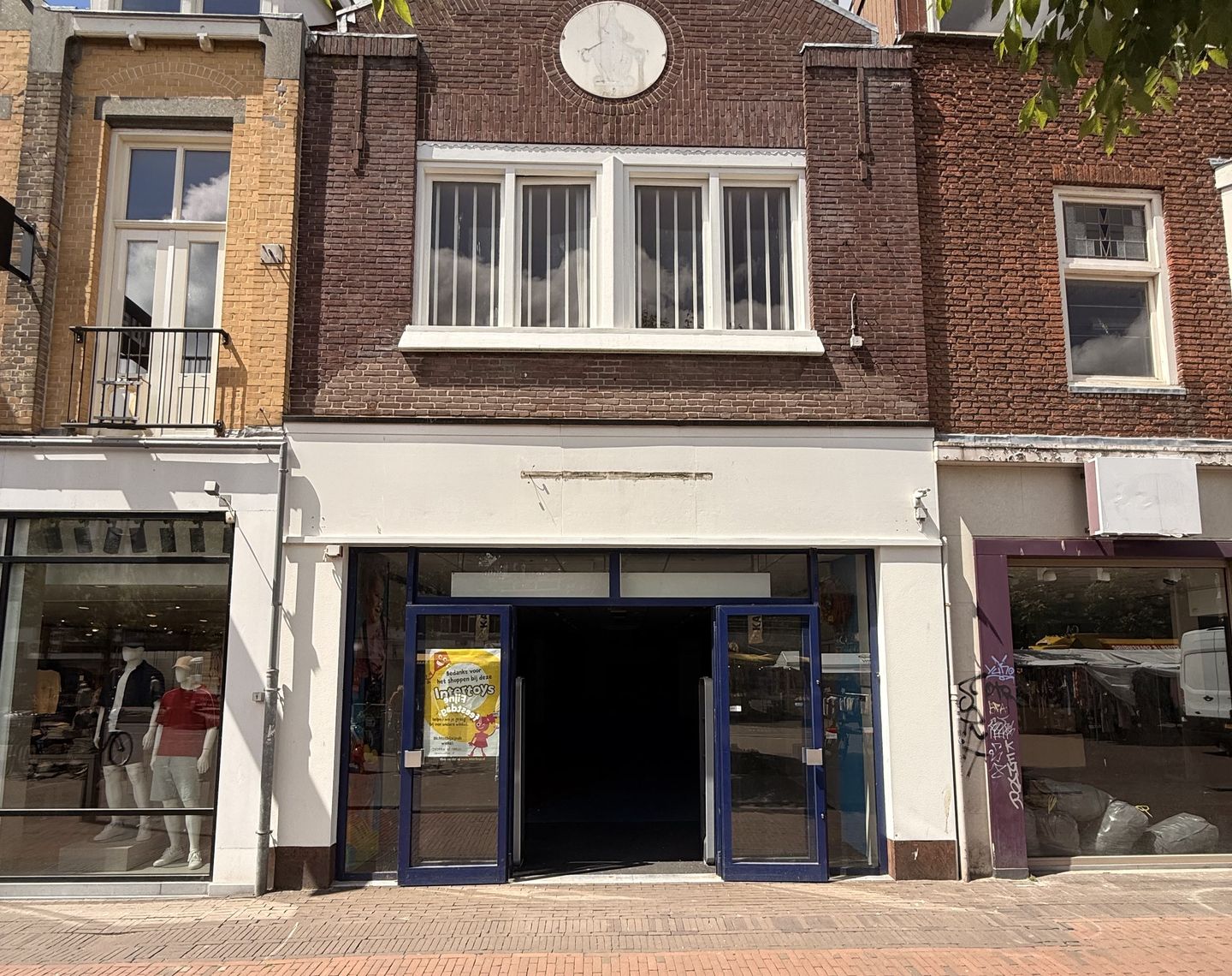 View photo 2 of Breestraat 54