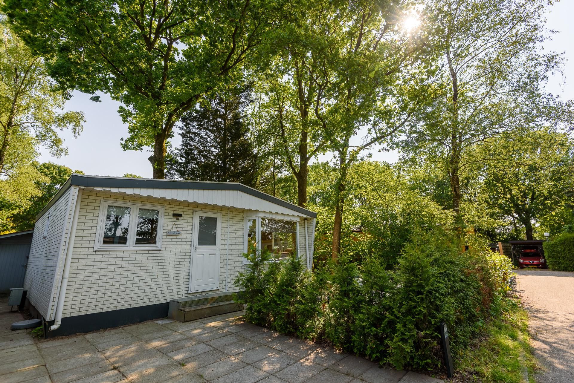 2-bedroom freehold villa in Putten — photo 1 of 5