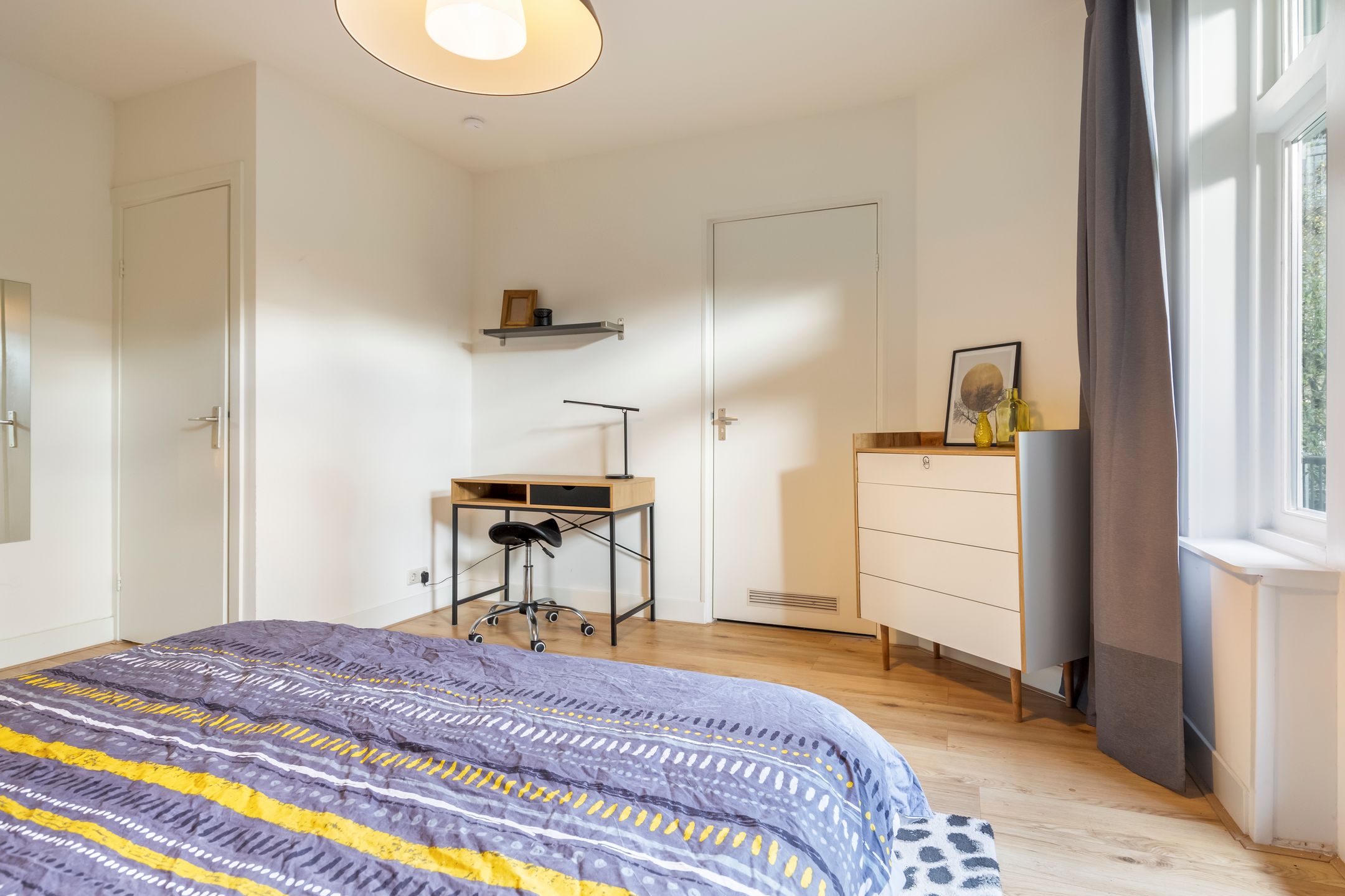 Photo 15 of Willem Leevendstraat 5-1
