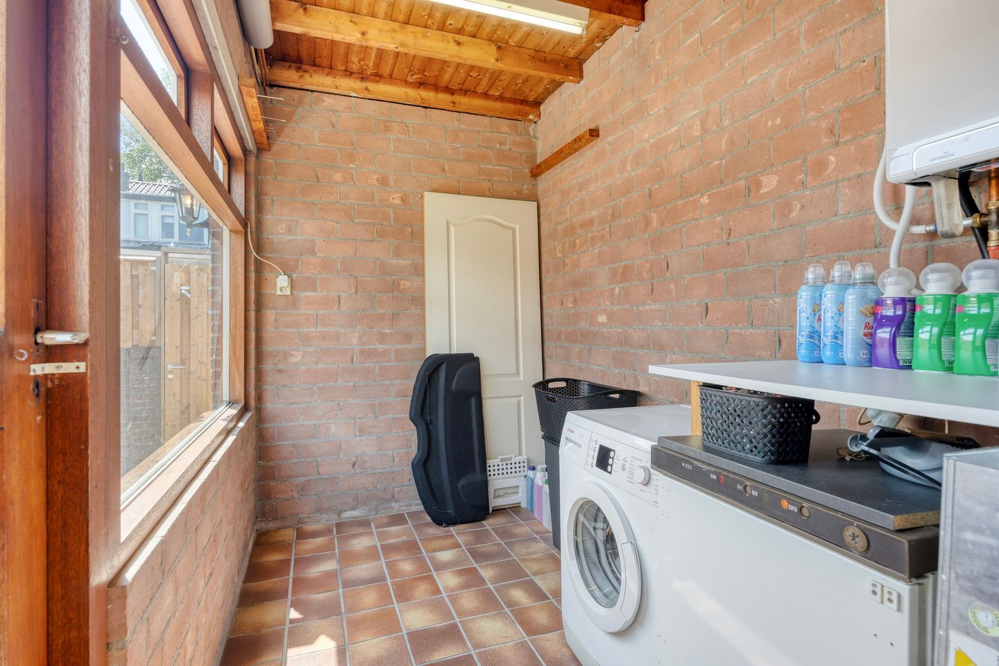 Photo 19 of Van Reedestraat 14