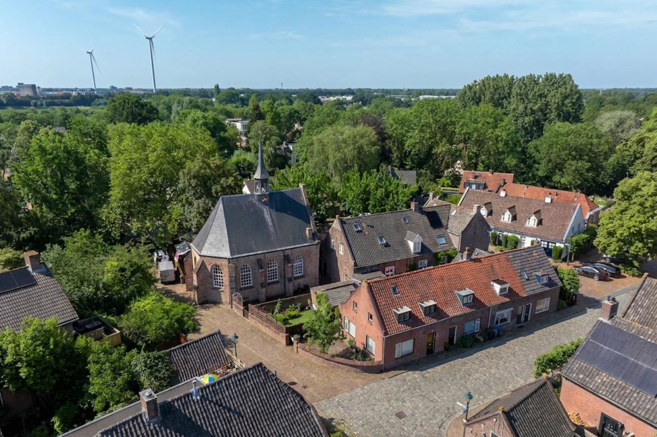 Foto 42 van Dorpstraat 1
