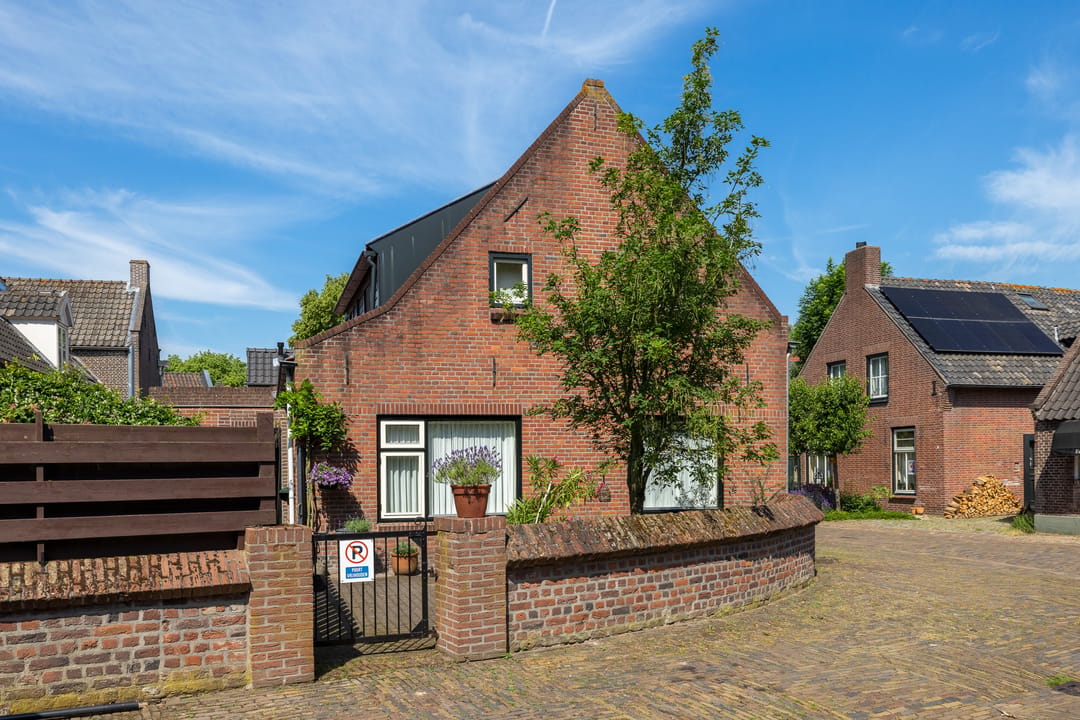 Foto 41 van Dorpstraat 1