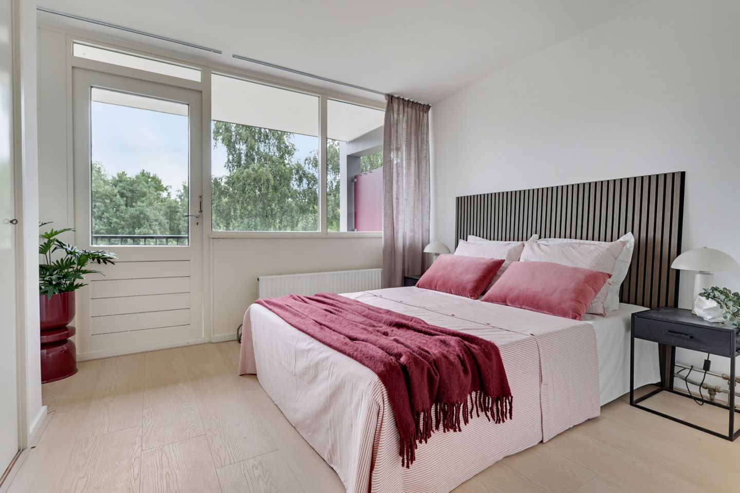 Photo 14 of De Houtmanstraat 52