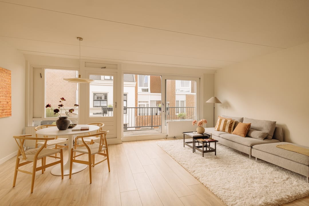Photo 2 of Anjeliersstraat 4-D