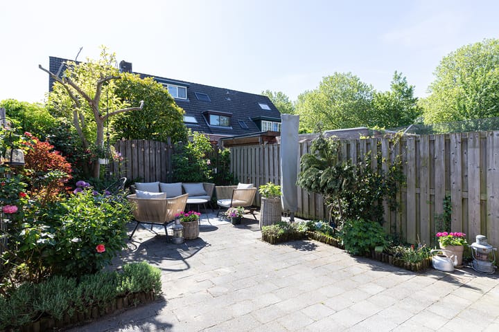 Photo 4 of Haagbeukhof 201