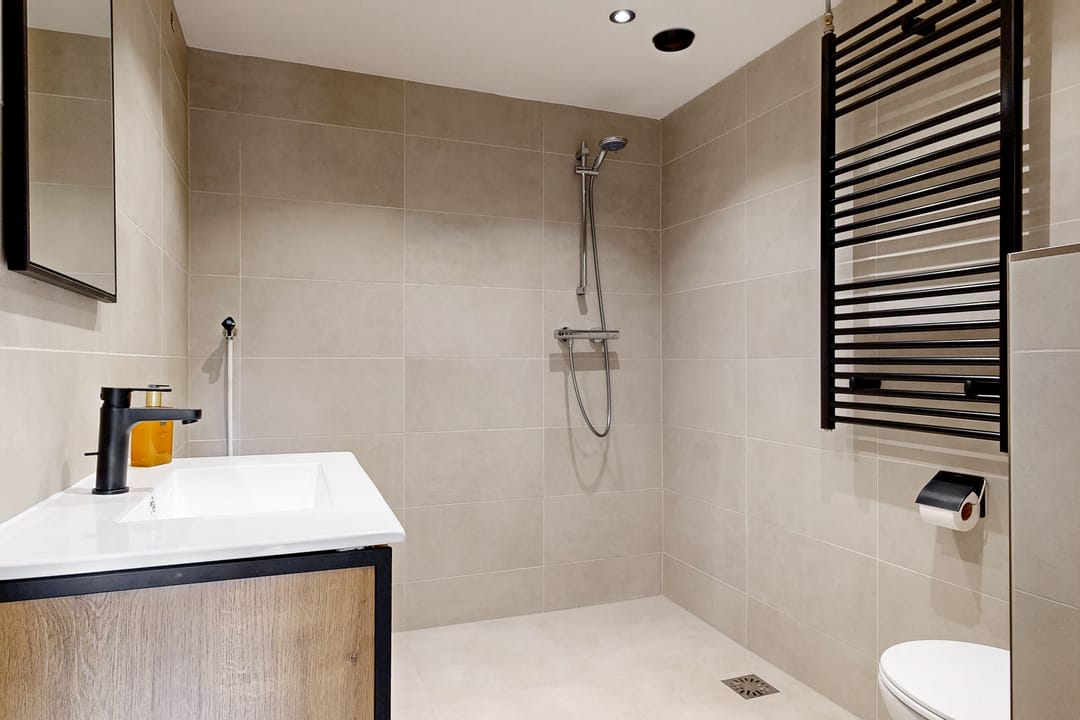 Photo 16 of Poolster 102