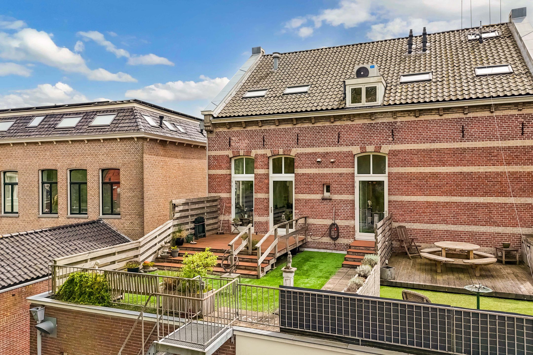 Foto 42 van Jongemastraat 26-A
