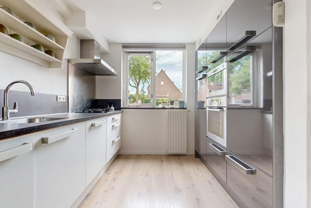 Photo 13 of Asterstraat 28