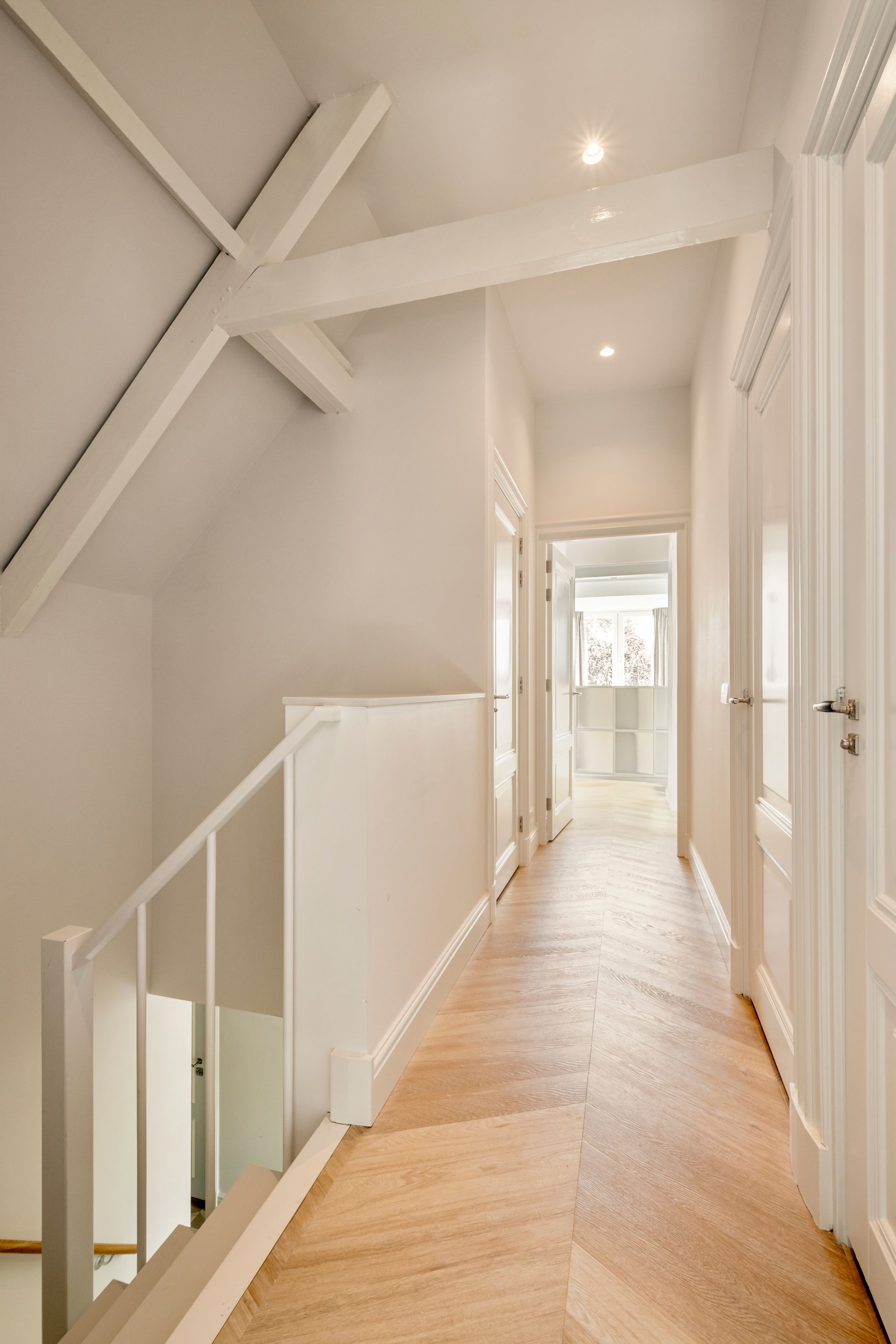 Photo 18 of Huddestraat 7-C