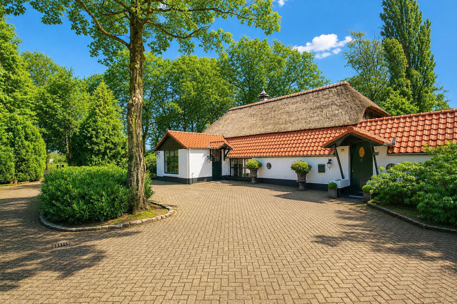 Photo 27 of Heersweg 2