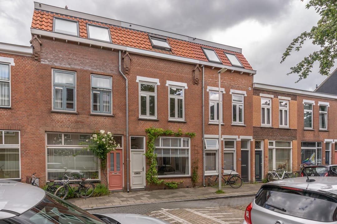 Foto 46 van Esdoornstraat 57