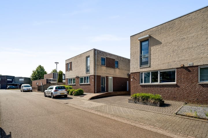 Photo 4 of Hoefstraat 37