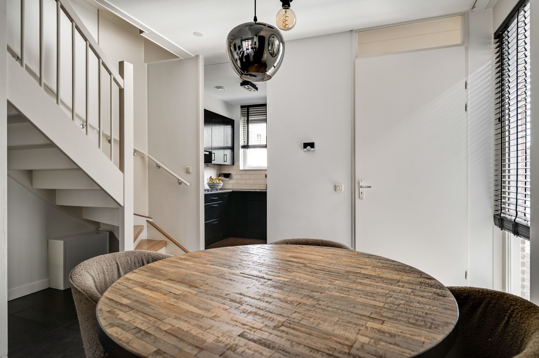 Photo 12 of Hoefstraat 37