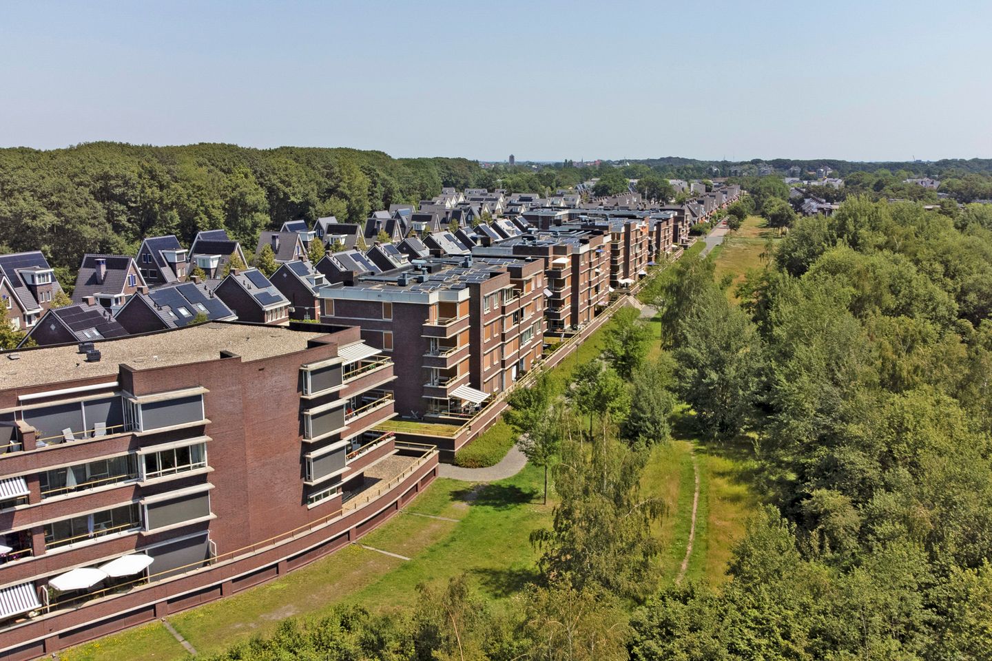 Photo 50 of Landkaartje 183