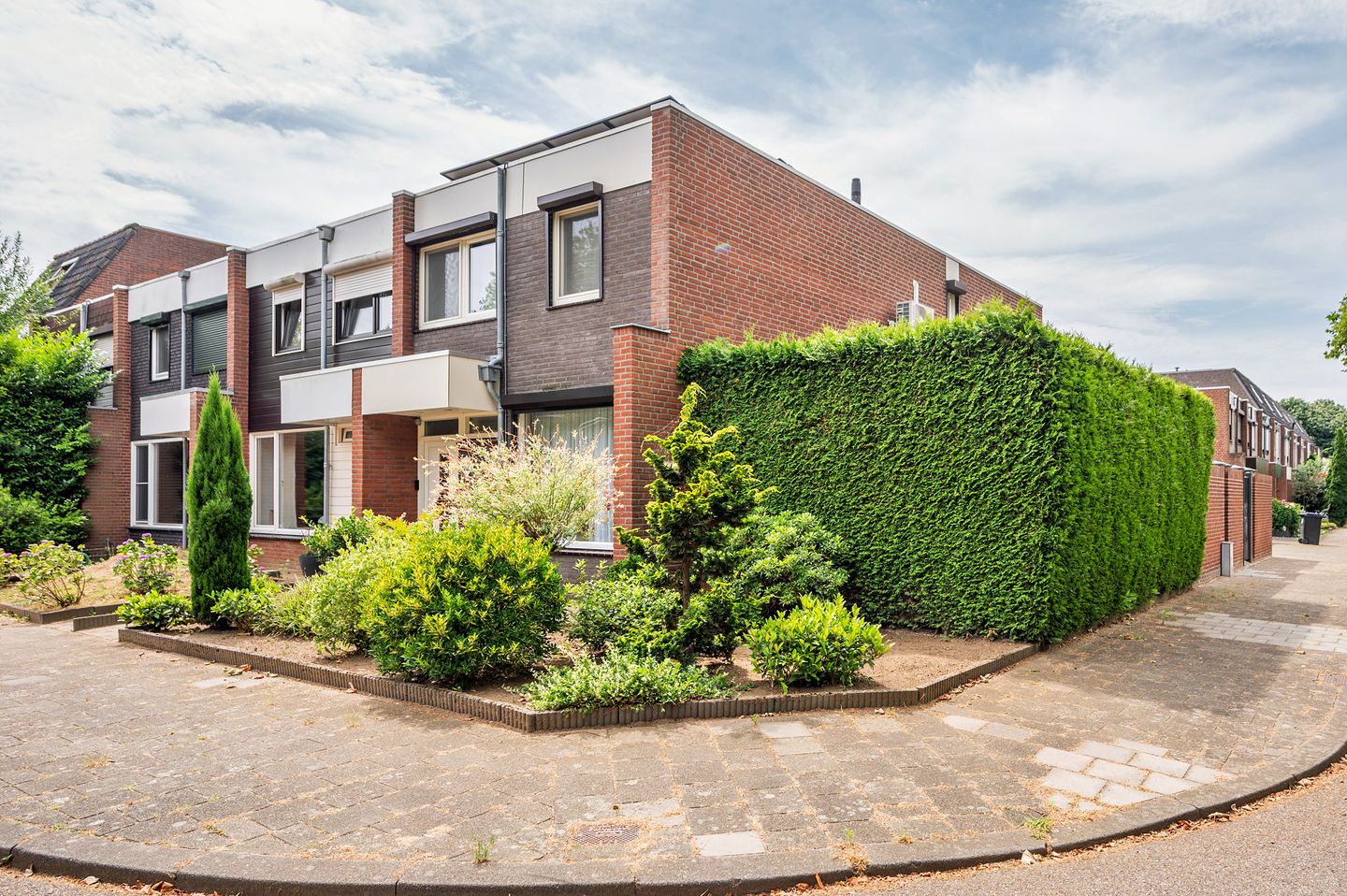 Photo 44 of Hertog Alvastraat 42