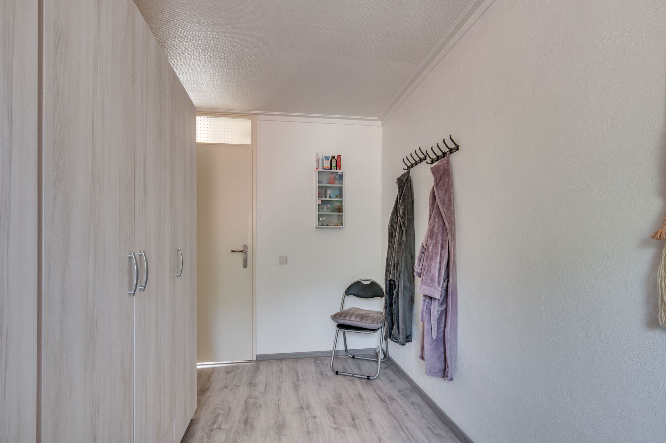 Photo 27 of Hertog Alvastraat 42