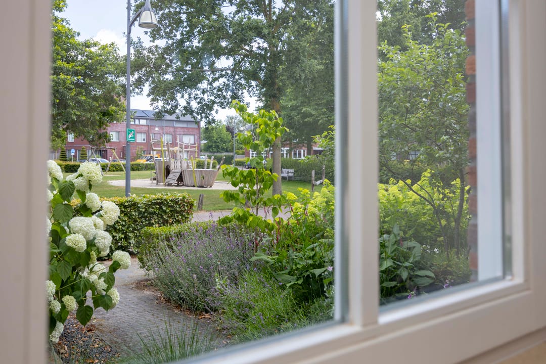 Photo 17 of Eikenbussel 124