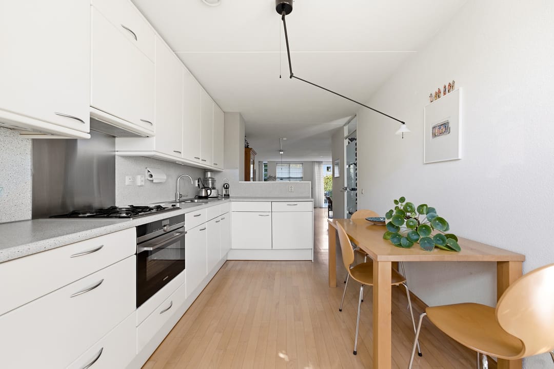 Photo 11 of Clara Wichmannstraat 109