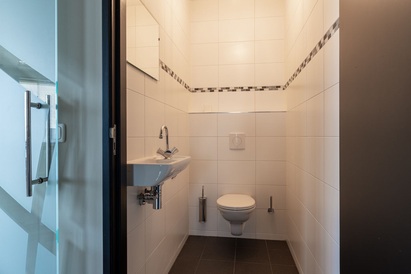 View photo 5 of Beyerinckweg 17-G