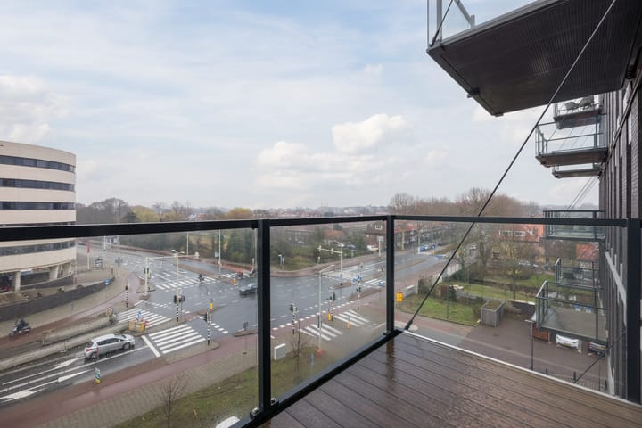 Photo 3 of Binckhorstlaan 311-U