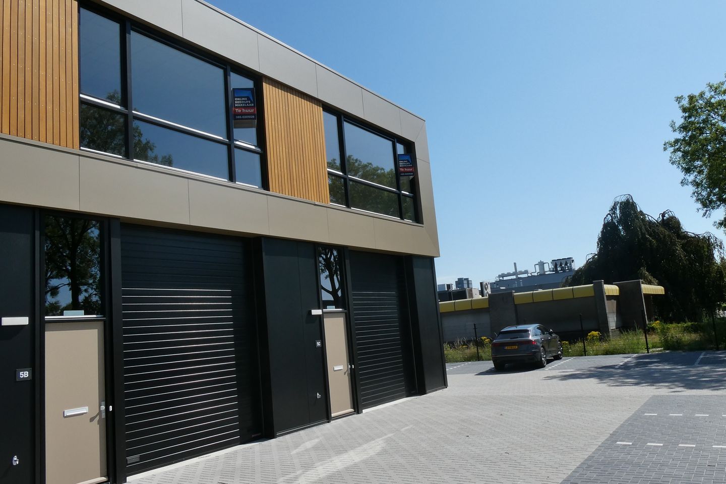 View photo 3 of Hallenstraat 5-B