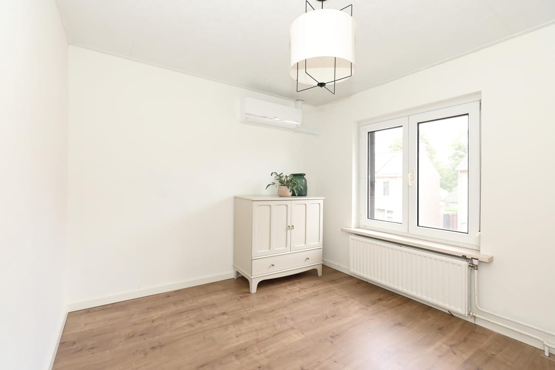 Photo 16 of Prins Bernhardstraat 7