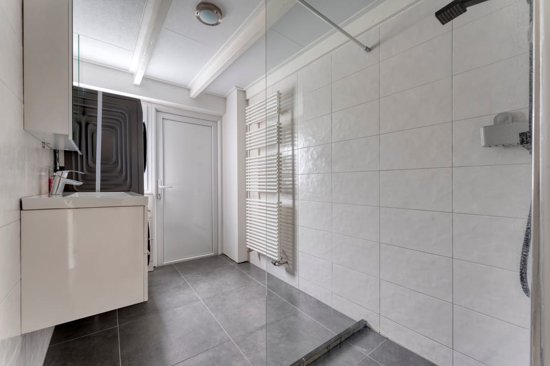 Photo 22 of Spoorhavenstraat 22