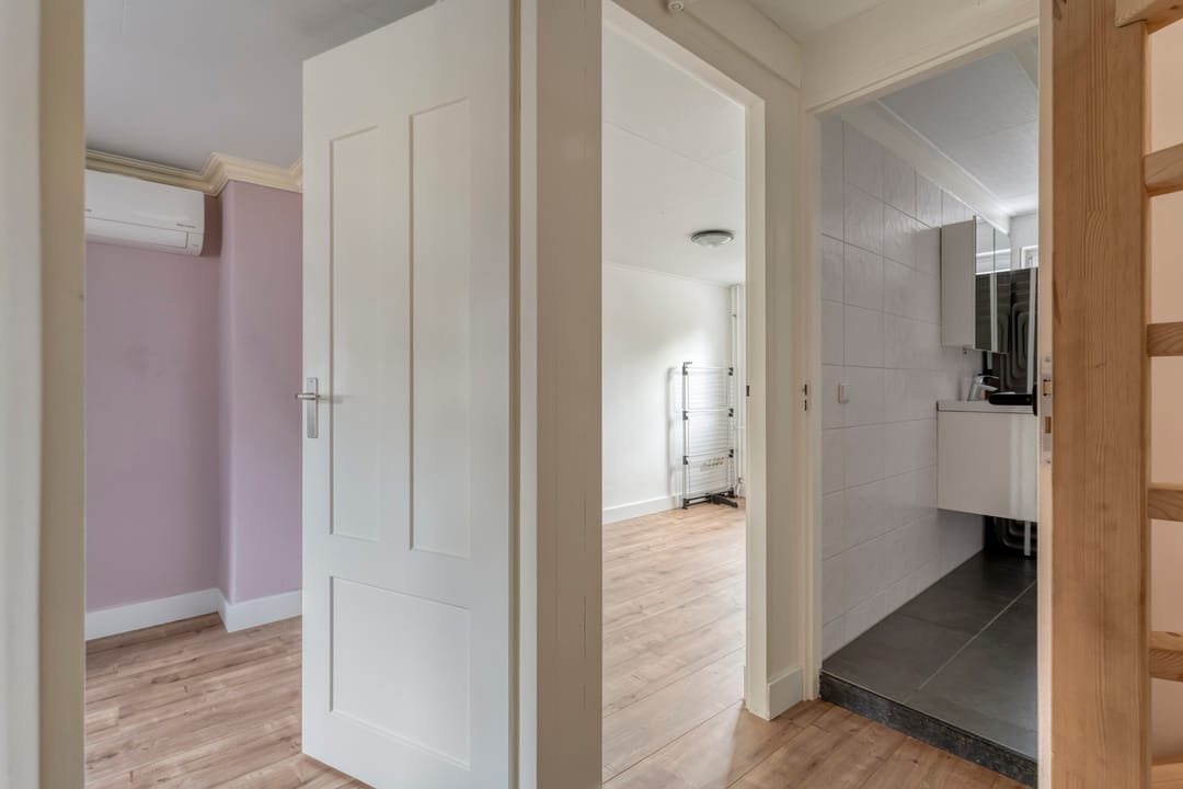 Photo 17 of Spoorhavenstraat 22