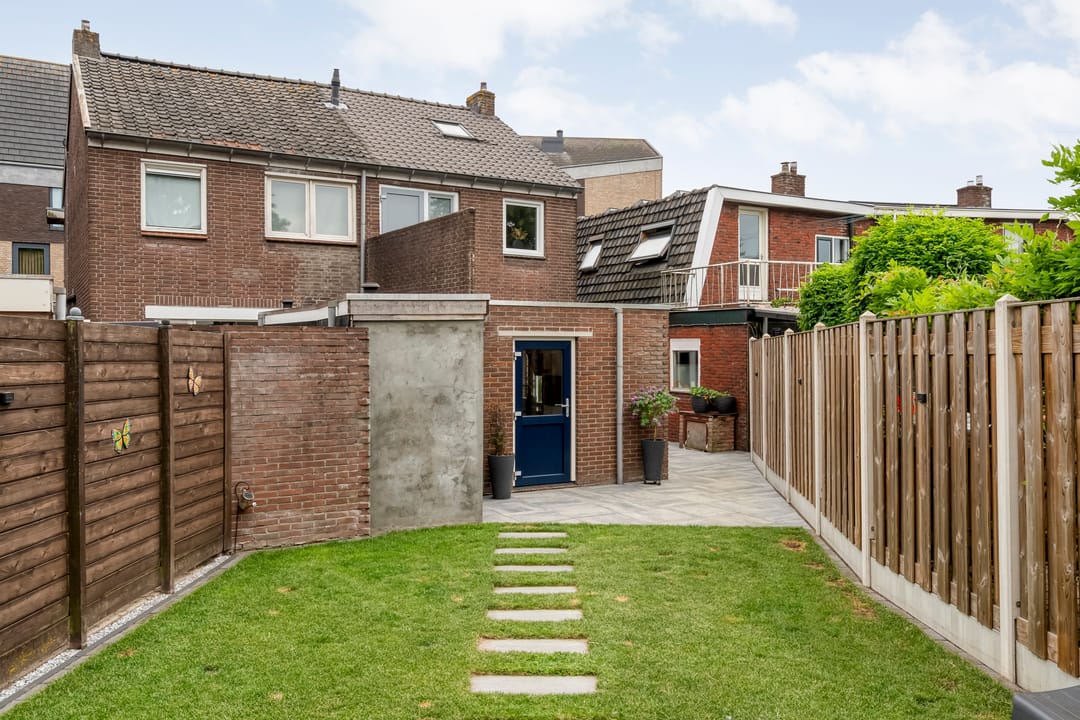 Photo 32 of Spoorhavenstraat 22