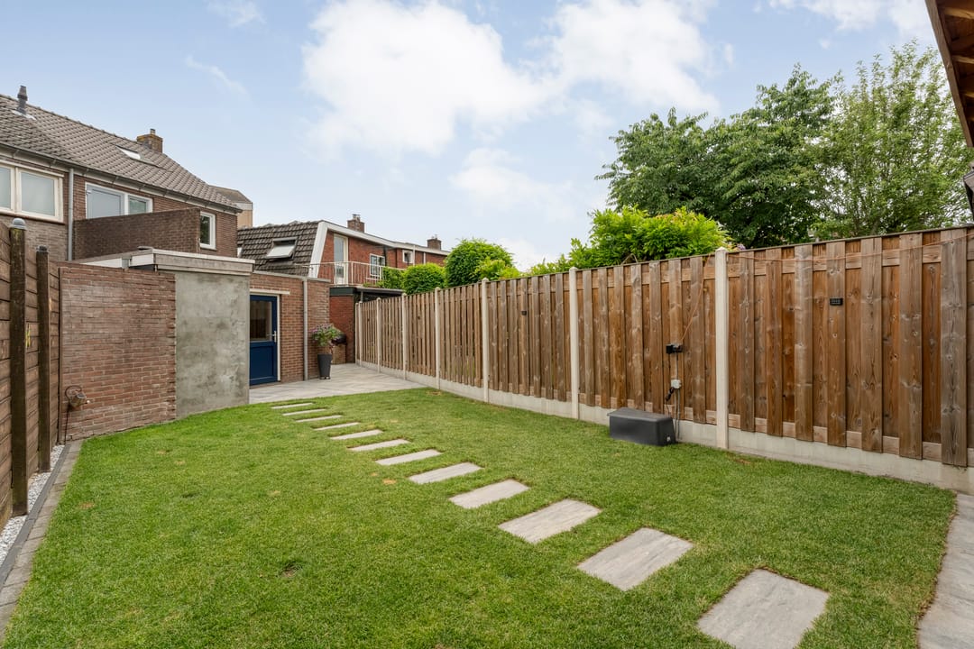 Photo 31 of Spoorhavenstraat 22