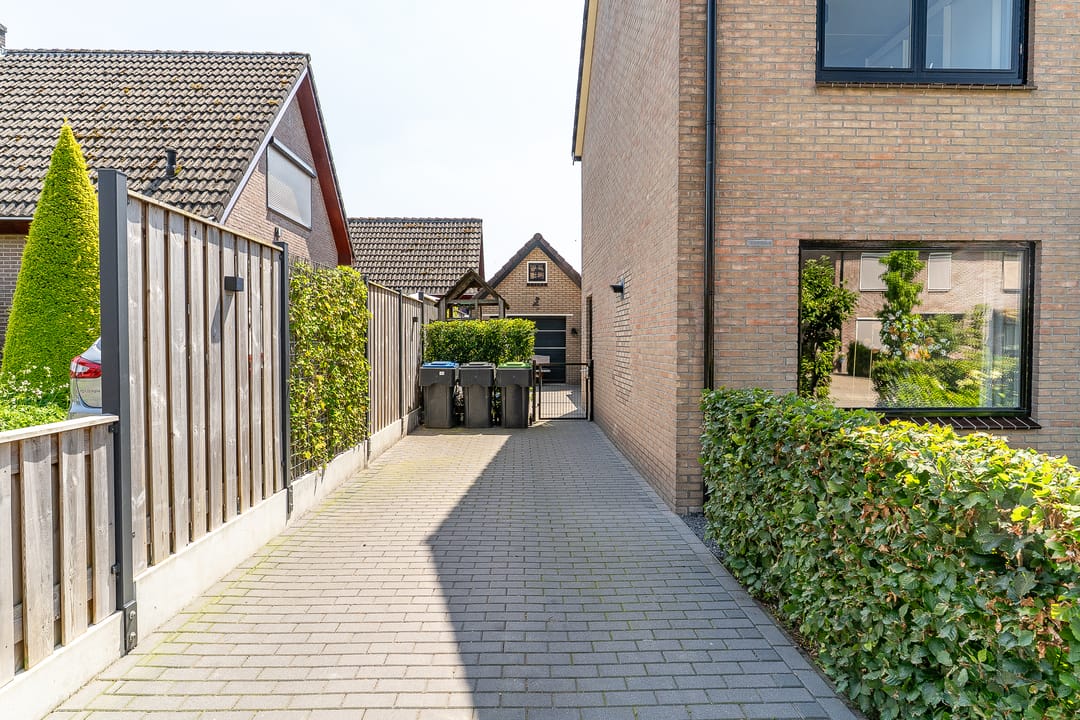 Photo 7 of Roggeweg 13
